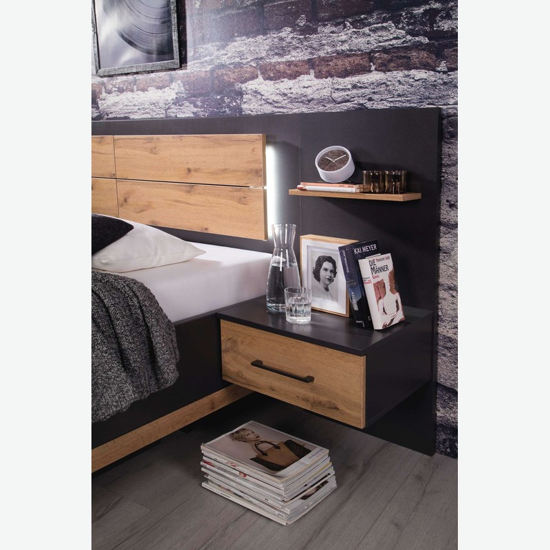 Bison - Bettanlage aus Holzdekor in grau metallic / Eiche Wotan mit 2 Nachtkommoden und LED Beleuchtung inklusive