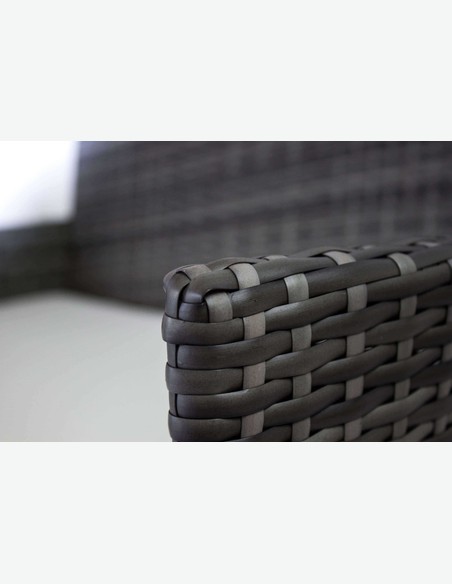 Andria - 2-Sitzer aus grauem Kunstrattan mit Armlehnen, beiger Sitzkissen inklusive