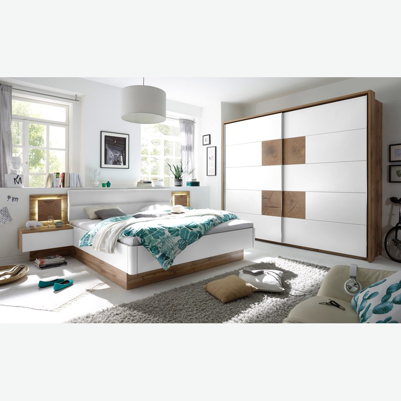 Cesena - Struttura letto con 2 comodini compresi milieu Cesena - Struttura letto con 2 comodini compresi milieu