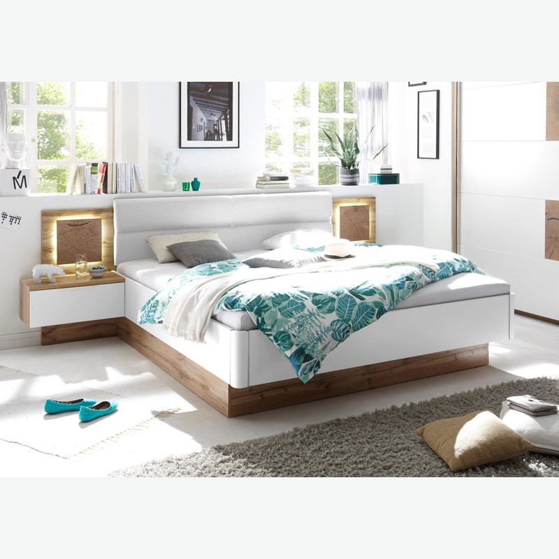 Cesena - Struttura letto con 2 comodini compresi milieu Cesena - Struttura letto con 2 comodini compresi milieu